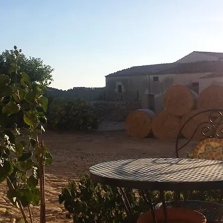 Camemi - Antica Masseria Bed & Breakfast